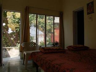 Maruti Guest House Варанасі Екстер'єр фото